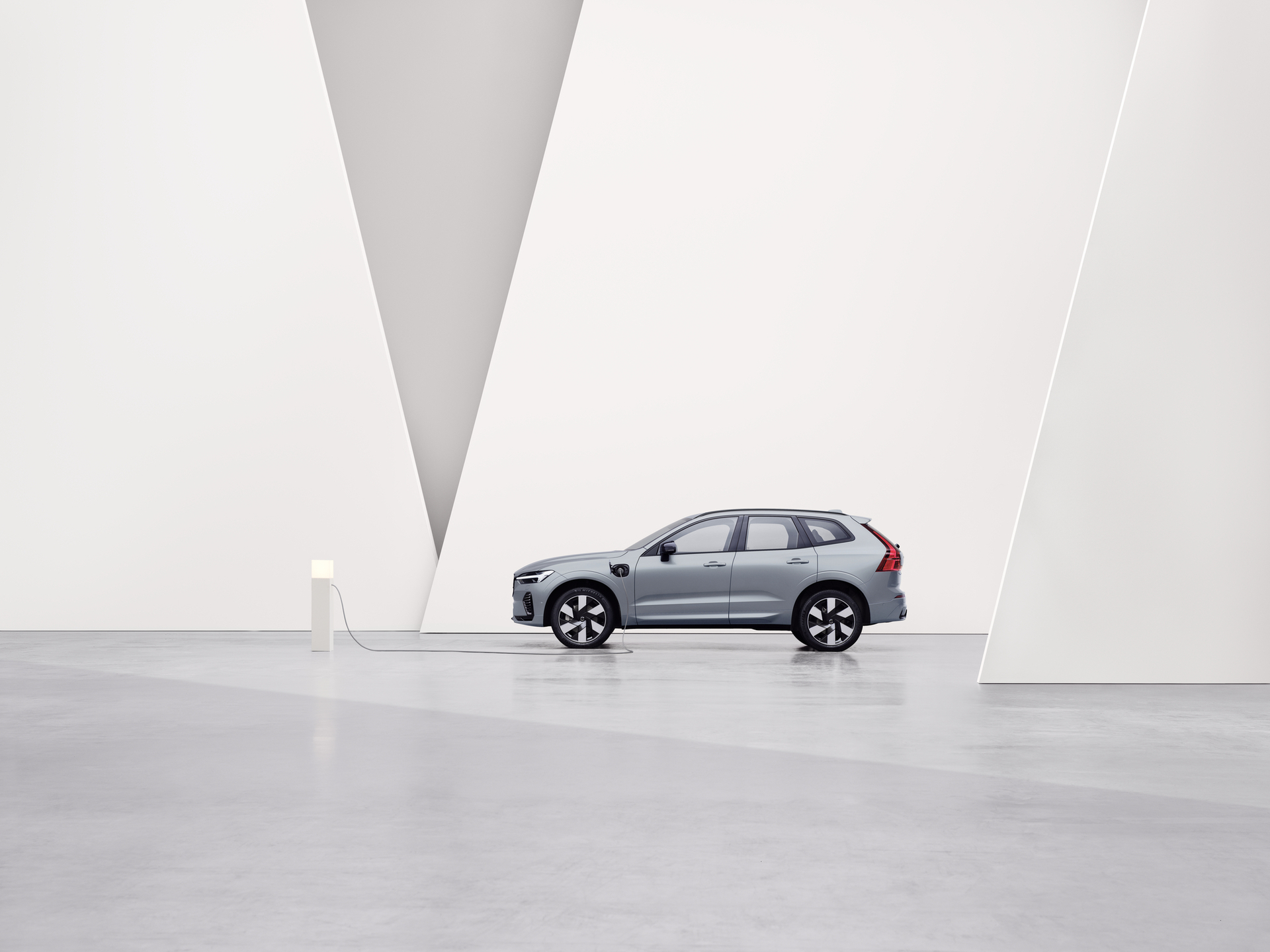 volvo-xc60-recharge-T8-Polestar