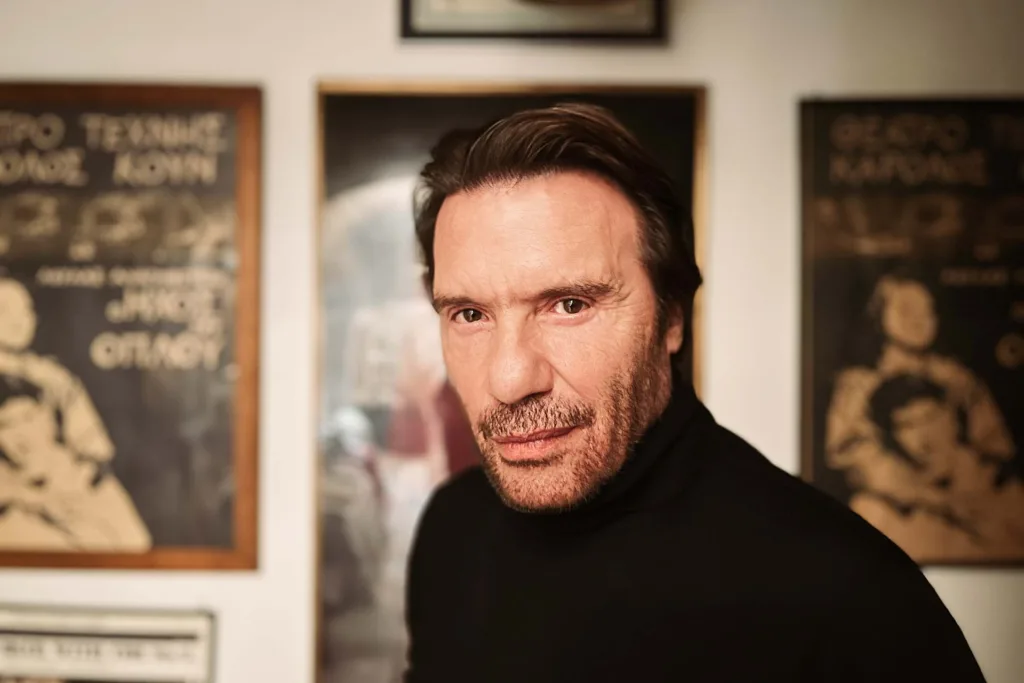 Στράτος Τζώρτζογλου