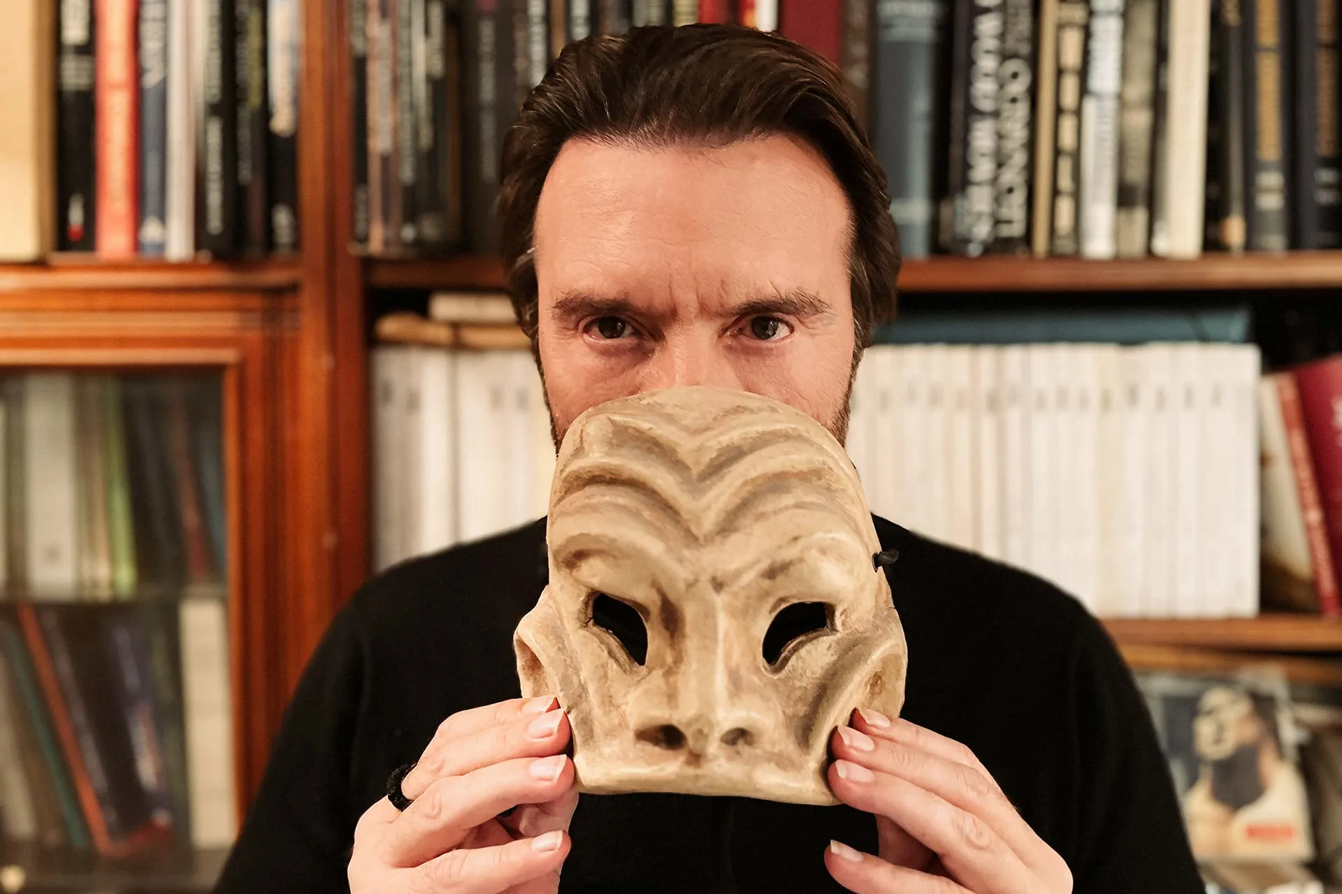 Στράτος Τζώρτζογλου