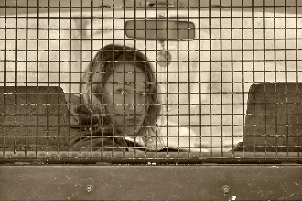 To “Πες της” για 2η σεζόν στο θέατρο 104 Πες της